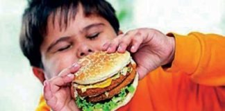 बच्चों के लीवर पर अटैक कर रहा फास्टफूड