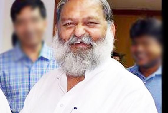 ट्वीटर से बाहर देखो ‘बाबा’(अनिल विज), अंदर बहुत गोलमाल है