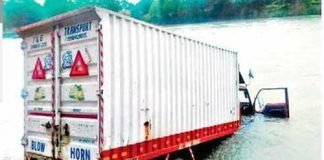 हाईवे पर लुटा दवाओं से भरा ट्रक, कीमत लाखों रुपए