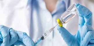 निजी अस्पताल में बच्चे को एक्सपायर्ड वैक्सीन लगाने पर मचा बवाल