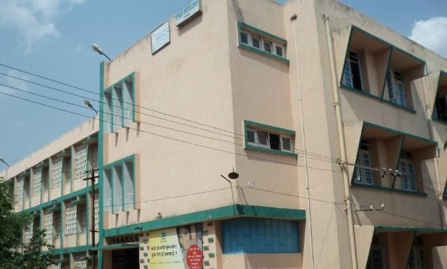 ठंड में भगवान बना अस्पताल!