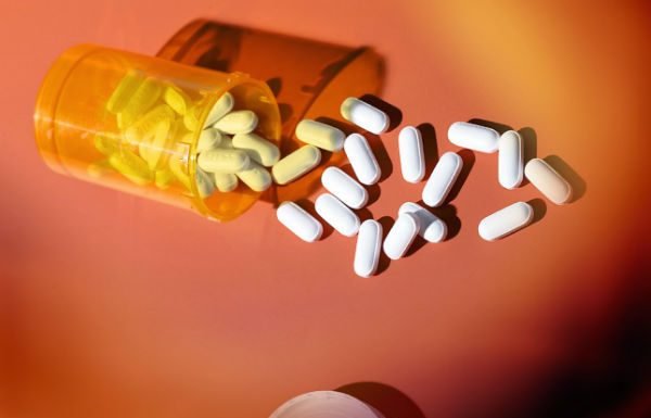 दवा व्यापारी परेशान