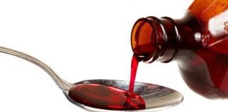 कालाबाजारी चरम पर, 77 रुपए का सीरप बेच रहे 350 में