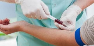 गर्भवती पत्नी को लगाया एचआईवी संक्रमित खून का इंजेक्शन टेस्ट