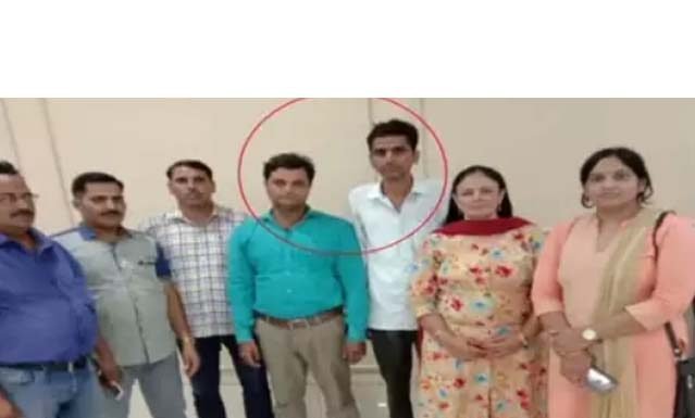 भ्रूण लिंग जांच करते लैब संचालक समेत दो काबू