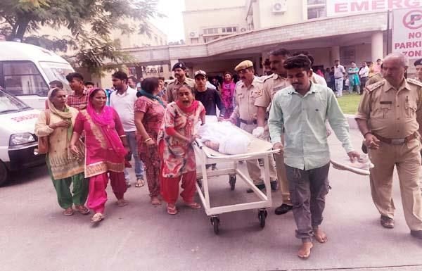 युवती की मौत पर परिजनों का हंगामा