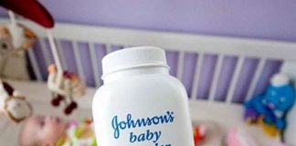 जॉनसन एंड जॉनसन पाउडर से कैंसर, लगा अरबों का जुर्माना
