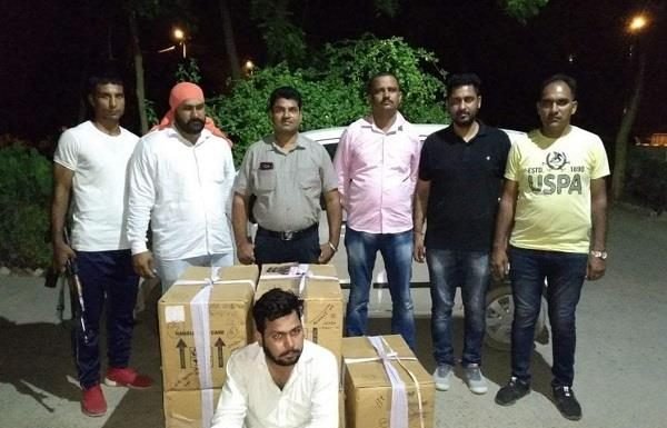 एक लाख नशीली गोलियों समेत पकड़ा तस्कर