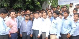 दवा व्यापारी और एमआर में चेक को लेकर विवाद