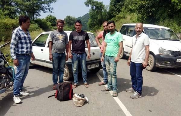 नशीले कैप्सूल का जखीरा मिला, 2 गिरफ्तार