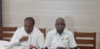 स्वास्थ्य मंत्री विज पर ऑफिस में बुलाकर धमकाने का आरोप