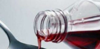 प्रतिबंधित कफ सीरप फेंसीड्रील की हजारों शीशियां जब्त