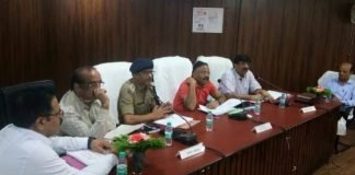 दवा स्टाक में मिली गड़बड़ी, फार्मासिस्ट सस्पेंड