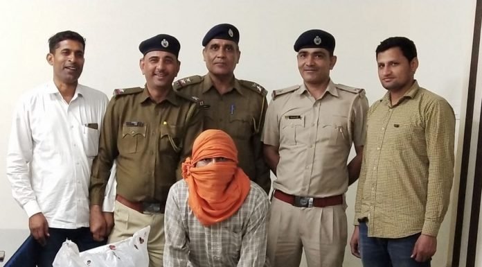 छह लाख की नशीली दवाई समेत युवक दबोचा