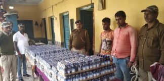 कोरेक्स सप्लाई करने जा रहे दो तस्कर दबोचे