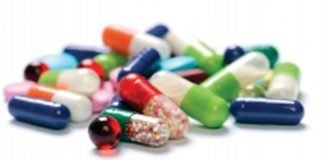 नाकाबंदी कर नशीली गोलियों समेत तीन युवक दबोचे