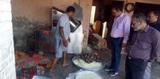 नकली रसगुल्ला, गुलाब जामुन व खोये की फैक्ट्री का पर्दाफाश