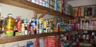 प्रोविजन स्टोर में 12 लाख की ड्रग्स मिलीं