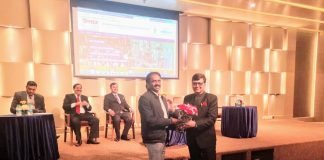 फार्मा एक्सपोर्ट सेमिनार में व्यापारियों-अधिकारियों को बांटा ज्ञान