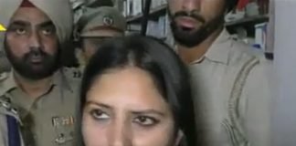 तीन मेडिकल स्टोर पर रेड, लाखों की दवाइयां सील