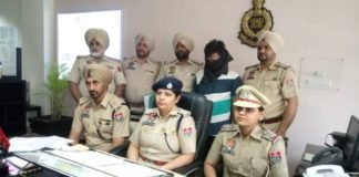 मकान पर रेड कर नशीली दवा-इंजेक्शन का जखीरा पकड़ा, युवक गिरफ्तार