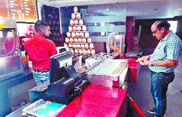 दूध-खाद्य पदार्थों के सैम्पल लिए और हो गई खानापूर्ति