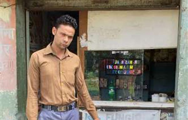 दवा न देने पर क्लीनिक पर तोडफ़ोड़, चिकित्सक को पीटा