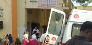 अस्पताल से मिली दुत्कार तो इमरजेंसी के बाहर जन्मा बच्चा