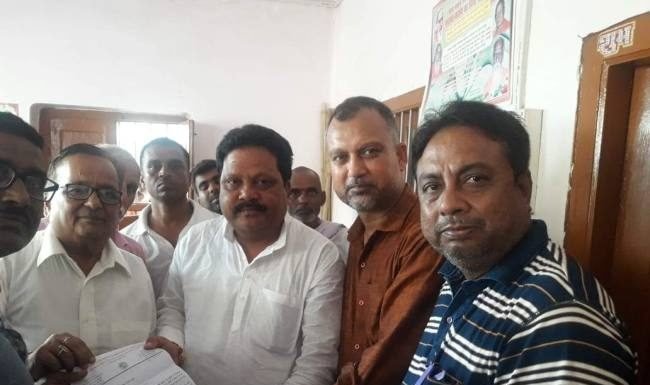 दवा के थोक व्यापार में फार्मासिस्ट की जरूरत नहीं