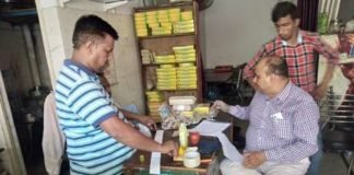 दवा और मिठाई के भरे सैंपल, जांच के लिए लैब भेजे