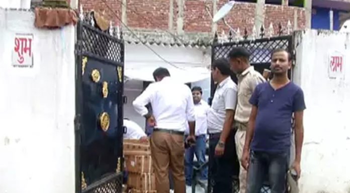 70 लाख की नशीली दवा पकड़ी, दवा कंपनी का निदेशक भी शामिल!