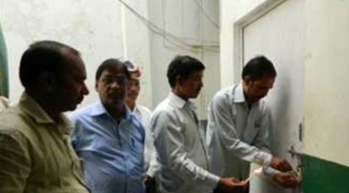 डायग्नोस्टिक सेंटर पर रेड, रजिस्ट्रेशन नहीं मिलने पर डॉक्टर गिरफ्तार