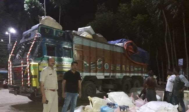 कफ सिरप भरकर ले जा रहा ट्रक चालक गिरफ्तार