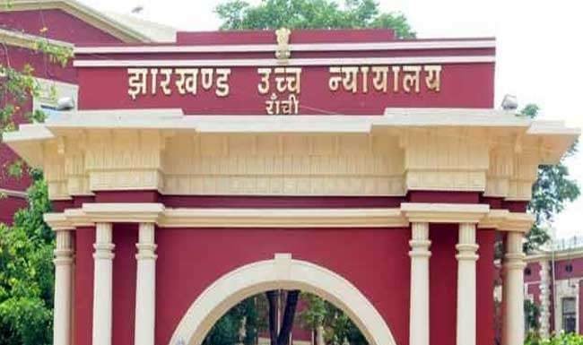 30 ड्रग्स इंस्पेक्टरों को हाईकोर्ट का नोटिस