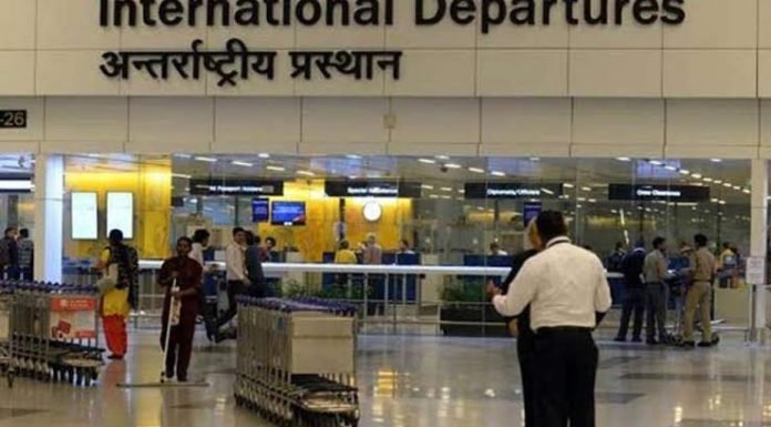 एयरपोर्ट पर कफ सिरप की खेप समेत एक गिरफ्तार