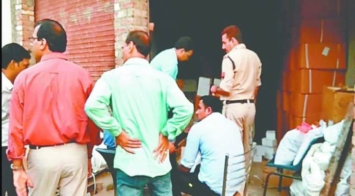 दो गोदामों पर छापामारी में 250 करोड़ की दवाइयां जब्त