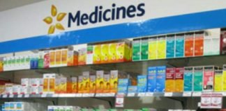 दवा का लाइसेंस होलसेल का और बिक्री रिटेल में