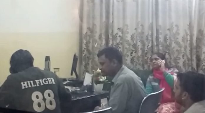 ड्रग कंट्रोलर ने की क्लीनिक पर रेड, भारी मात्रा में दवाइयां जब्त