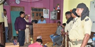 स्वास्थ्य विभाग का छापा, नर्सिंग होम में बिना लाइसेंस चलती मिली दवा दुकान