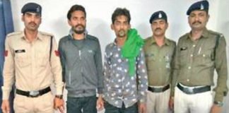 मेडिकल स्टोर के नाम पर नशीली दवा की तस्करी, 60 हजार बोतलें जब्त