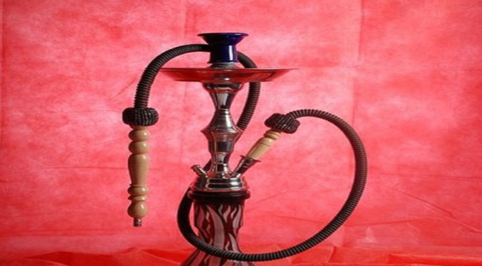 हुक्का पीने वाले रहें सावधान, पड़ सकता है दिल का दौरा