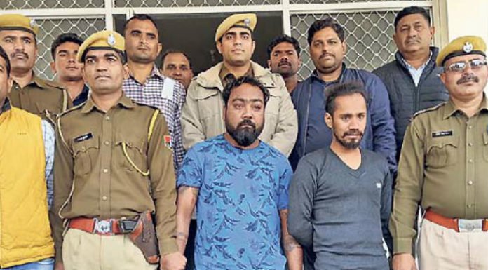 नशीली दवा कैटामाइन की खेप समेत 2 तस्कर गिरफ्तार