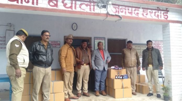 भारी मात्रा में टिंचर व प्रतिबंधित इंजेक्शन बरामद, 2 गिरफ्तार