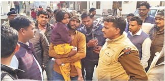 निजी अस्पताल से दवा न खरीदने पर रोगी को भर्ती करने से किया इनकार, हंगामा