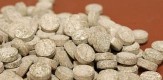 विदेश भेजी जा रही करोड़ों की दवा मेनड्रेक्स जब्त