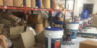 अवैध सेनेटाइजर निर्माता दबोचा, भंडार सील