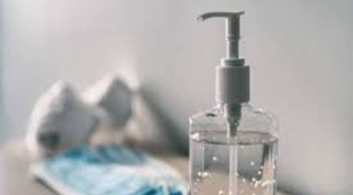 नकली सैनिटाइजर बनाने वाली फैक्टरी पकड़ी, कारोबारी गिरफ्तार