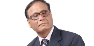 अज्ञानी ड्रग इंस्पेक्टर लोगों की जिंदगी के लिए खतरनाक