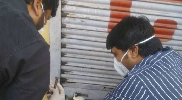 झोलाछाप डॉक्टरों के क्लीनिकों पर रेड, चार क्लीनिक सीज