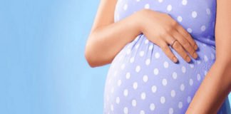 प्रेग्नेंट महिला के दर्द पर नहीं पसीजा डॉक्टर का दिल, नवजात की मौत